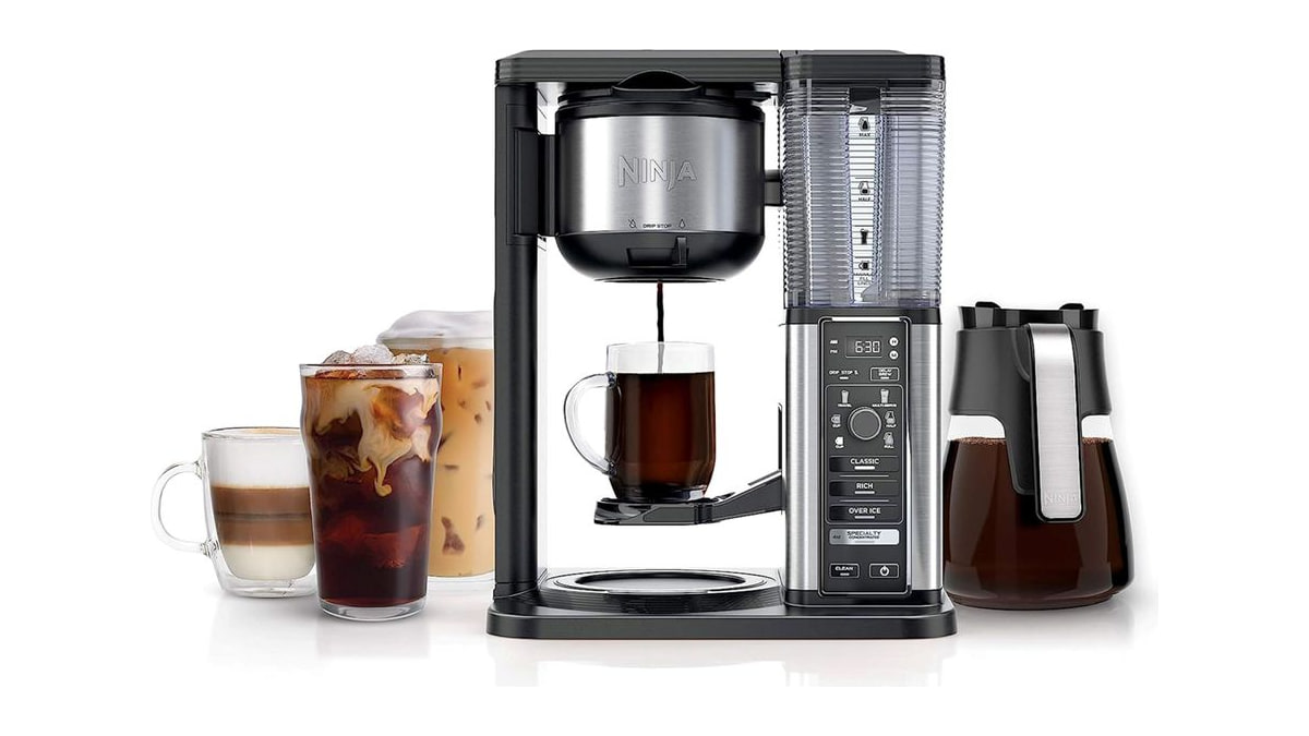 Ninja Coffee Maker, 10-Cup Carafe, Fold-Away Frother, Black, CM401